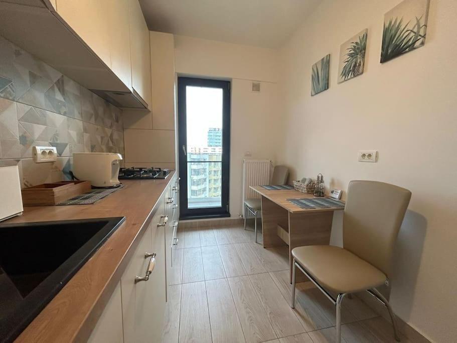 Regie Sunset Apartment Бухарест Экстерьер фото